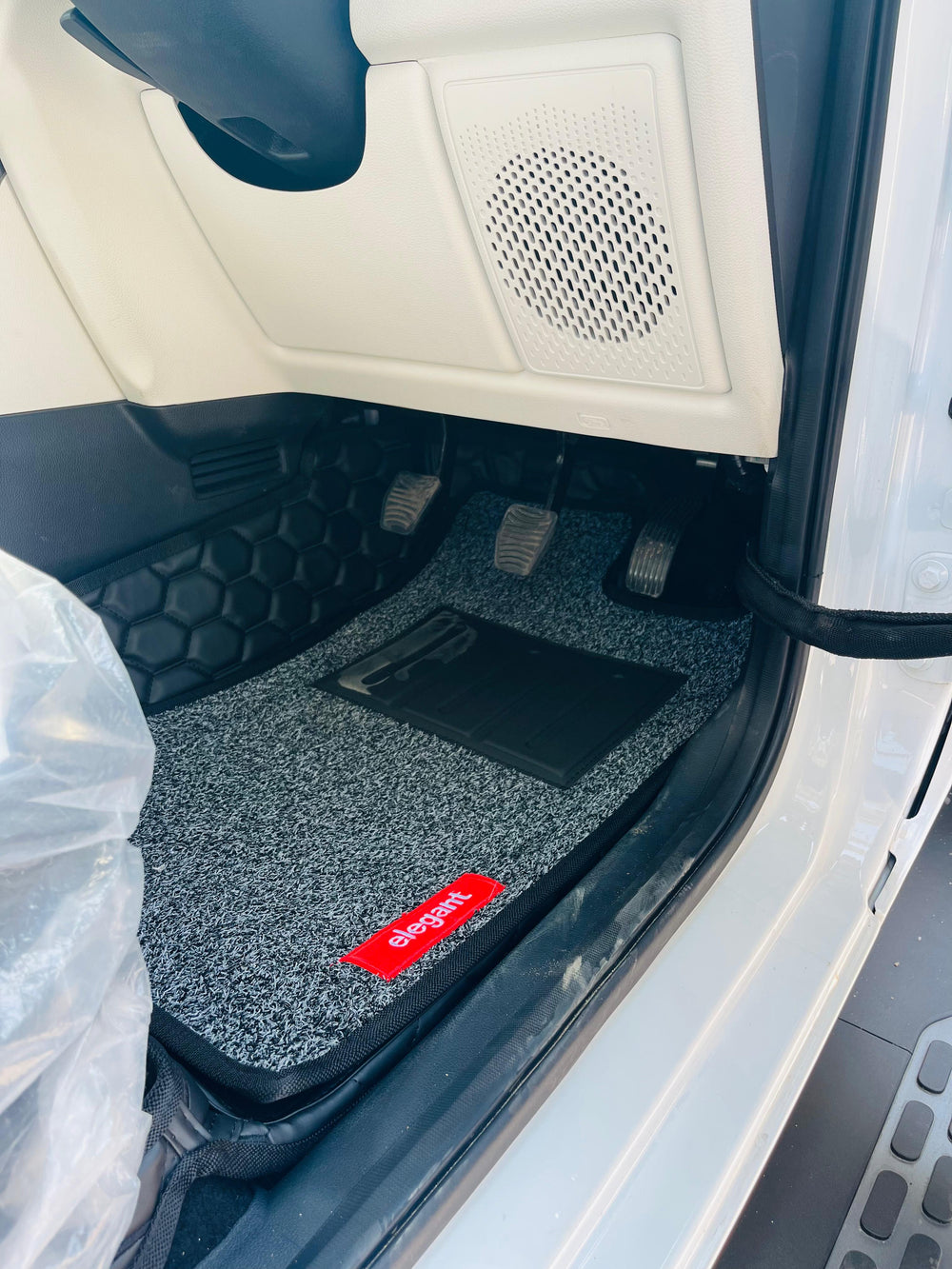 Star 7D Car Floor Mats For Mahindra Thar