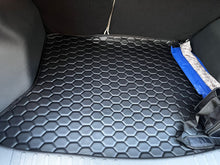 Load image into Gallery viewer, Luxury Leatherette Car Dicky Mat For Mahindra XUV700 7 Seater

